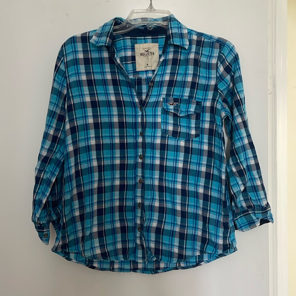 Hollister shirt
